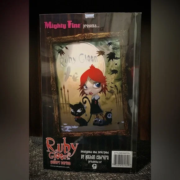 SALE NIB 2004 RARE & SIGNED Ruby Gloom Mighty Fine brand collectible set - Picture 4 of 7